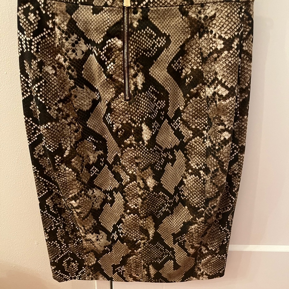 Altuzarra snake print lined skirt with front slit nwot - Picture 5 of 13